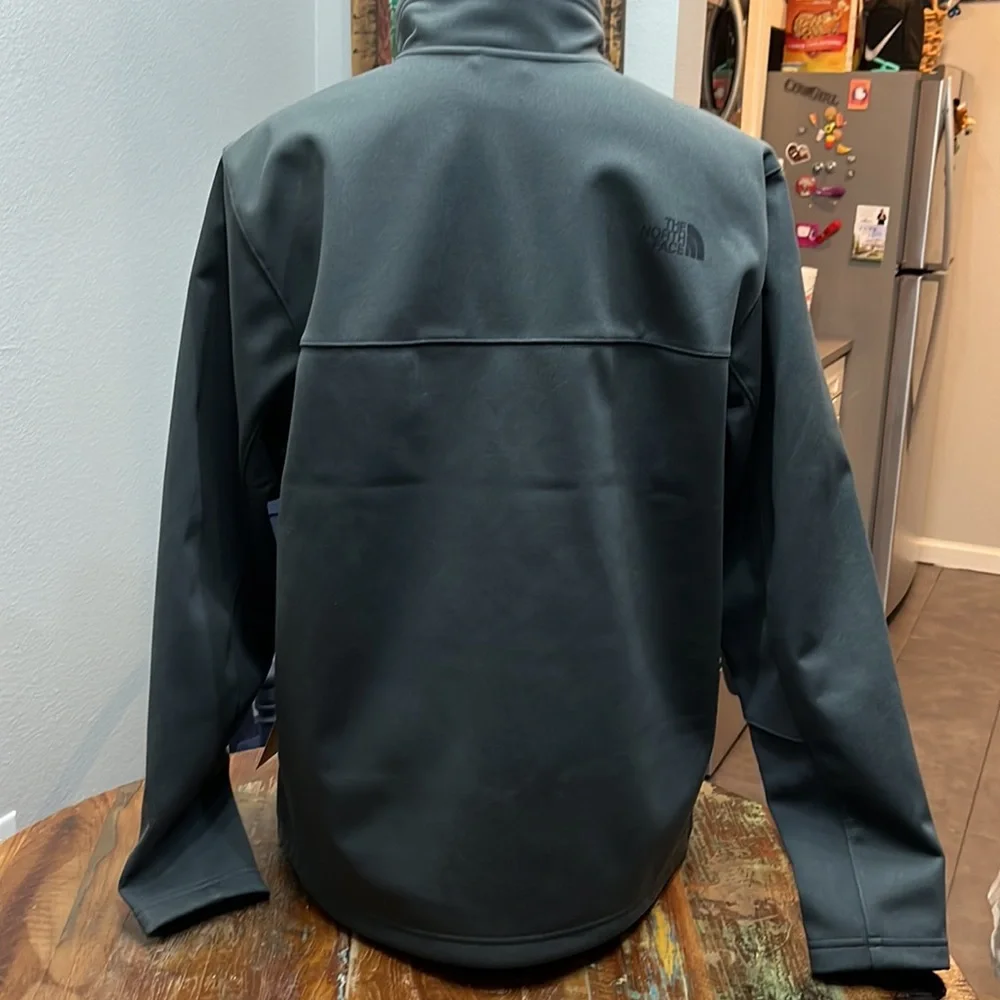 NWT Men’s North Face Apex Riser Jacket